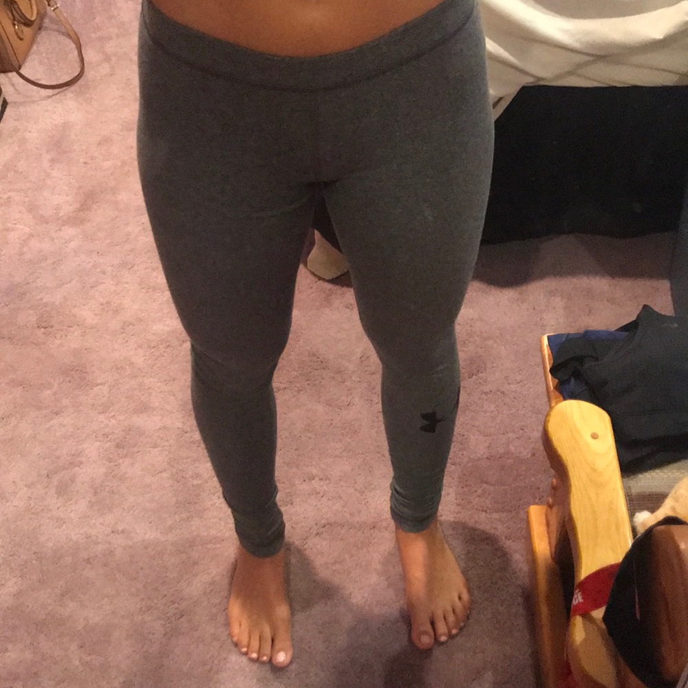 Under Armour ankle length grey cotton leggings